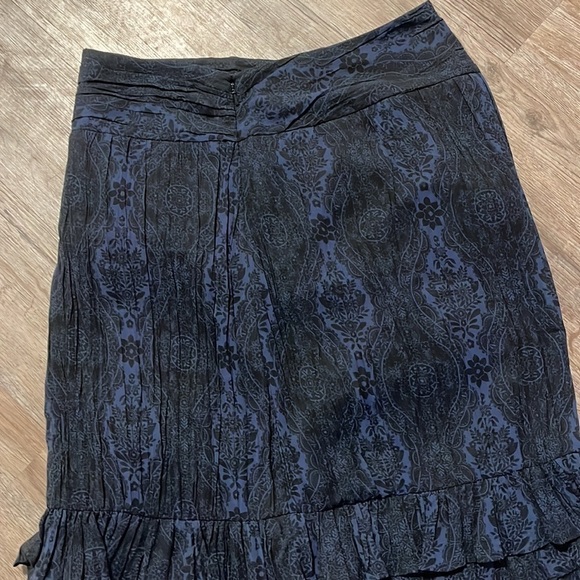 ANN TAYLOR/LOFT FLORAL RUFFLE CHIFFON SKIRT  (4) - Picture 6 of 6